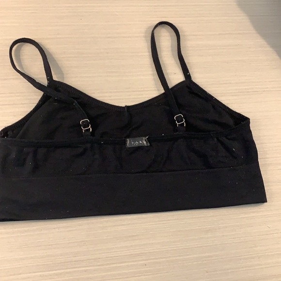 4 bras - Picture 2 of 14